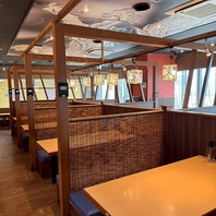 広々として清潔感のある店内は仕事帰りの飲みや宴会に◎