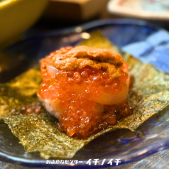 こぼれ手巻き】うに・いくら・ホタテ