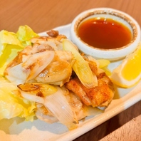 鉄板で焼き上げる絶品「今治焼き鳥」