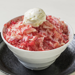 イチゴピンス(いちごのかき氷)1078円(税込)で食後の口の中ををさっぱりと♪マンゴー味もございます◎