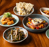 隣の塚田農場からの出前も可能！