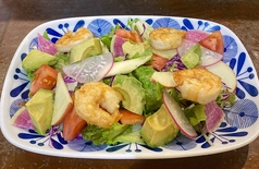 海老とアボカドのサラダ