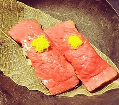 延寿牛の肉寿司(2貫)
