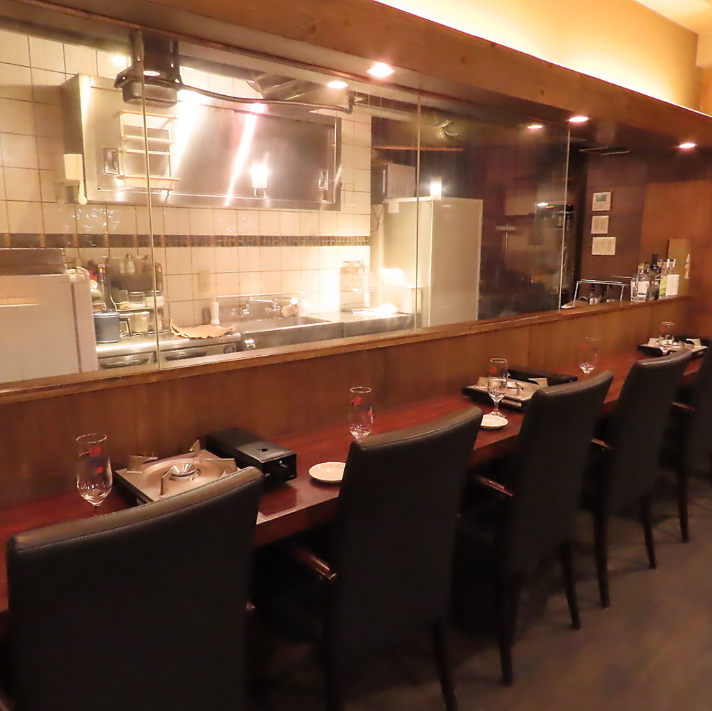 珍しい水晶板焼きで旨味を閉じ込めたお肉を満喫！大切な日のお食事に、思い出に残るひと時をどうぞ♪