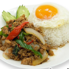 カオガパオ(鶏肉のバジルご飯)