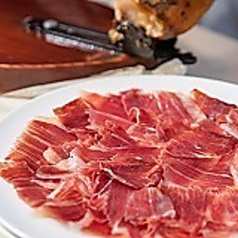 店で切り出し スペイン産ハモン・イベリコ