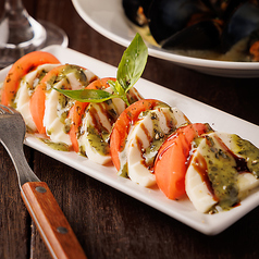 水牛モッツァレラのカプレーゼ