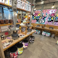 店内BGMもスターダム選手入場曲で大盛り上がり♪