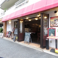 年中無休・11:30～22:00の通し営業