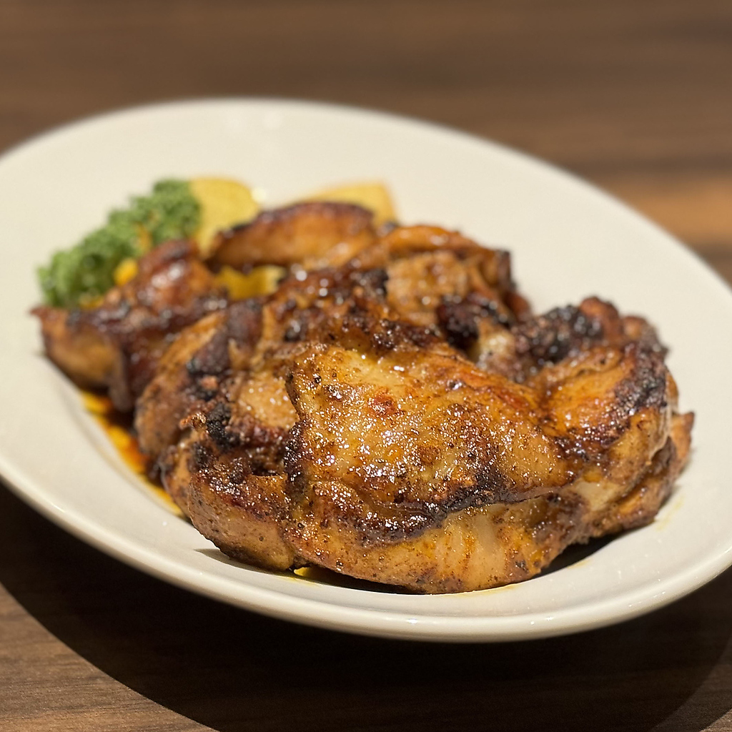 ディナータイム人気「ジャークチキングリル」がランチタイムにも登場して毎日30食以上のご注文です。