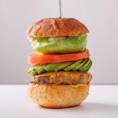 アボカドチーズバーガー