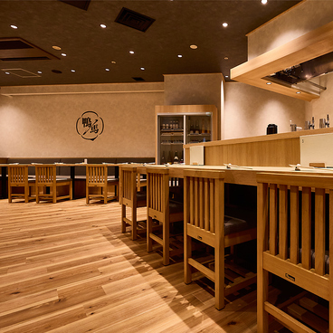 鴨ときどき馬 四条烏丸本店の雰囲気1