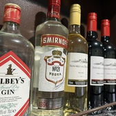 東京メトロ葛西駅より徒歩約10分の便利な立地に位置する当店は、昼はランチ、夜は仕事帰りのサク飲みやお食事にピッタリ。宴会や歓送迎会、打ち上げや女子会など、多様なシーンに対応した柔軟な席の調整が可能です。心地よい雰囲気の中で、仲間と共に美味しい料理とお酒を楽しむひとときは、まさに特別な体験となります。