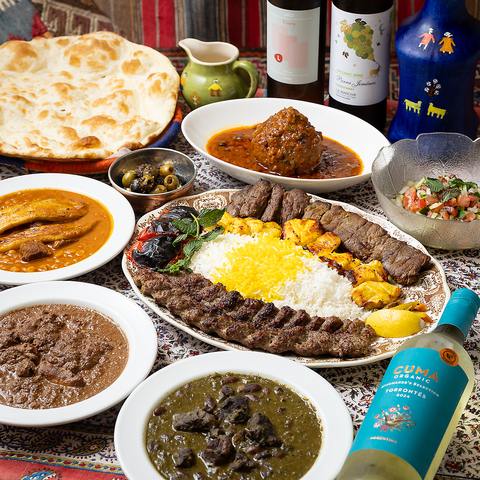 本場の雰囲気を味わえるペルシャ料理のお店！週末のベリーダンスショーも必見★