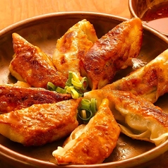 手仕込みの自家製餃子＆逸品料理