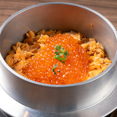 鮭といくらの釜飯
