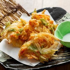 桜海老と新たまねぎのかき揚げ《春限定のごちそう》