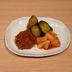 キムチ盛り合わせ