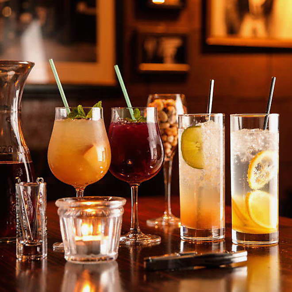 泉中央で随一豊富なカクテル★女子向け甘いカクテルから、大人の男が楽しめる飲み物まで幅広くご用意