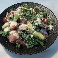 馬タン燻製のシーザーサラダ