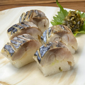 料理メニュー写真&nbsp;炙り鯖(さば)棒寿司