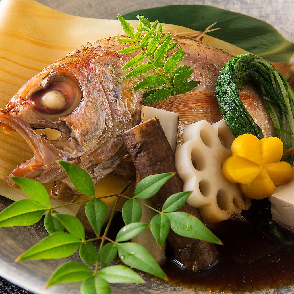 身の大きなのどぐろを使用した贅沢な逸品はお祝いのお席にも最適。