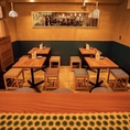 どこか懐かしくもおしゃれなネオ大衆酒場空間。店内は昭和レトロを感じさせる温かみのある内観で、仕事帰りの一杯や昼飲みにもぴったりです。