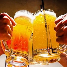 ホルモンと楽しむ至福の一杯、お食事と相性を考えたドリンク各種を多彩にご用意の写真