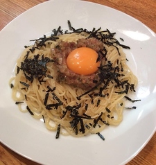 マグロのタルタル風パスタ