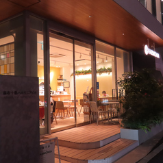 Cafe and Snack HARMONIAの雰囲気3