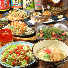 沖縄出身の料理長が作る沖縄料理も魅力の一つ。