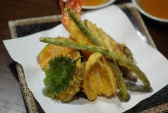 天ぷら盛り合わせ（８種）