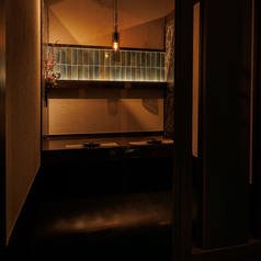 【2名様からOK！完全個室】古民家風の造りはまどろみの時間を演出。自慢の創作料理で最高の時間をお過ごしください♪2次会、会社宴会、打ち上げ、同窓会、歓送迎会など大型宴会も対応可能です♪各種ご宴会に最適な飲み放題付コースはリーズナブルなコースから豪華内容のコースまで豊富にご用意！ご予約・ご相談承ります！