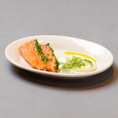 サーモンのハーブマリネ