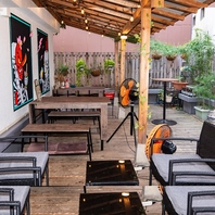 開放感抜群のこだわりのテラス席をご用意！