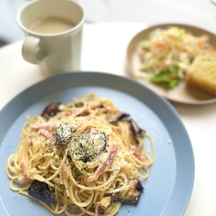 【Pasta lunch】秋茄子とベーコンのオイルソース(スパゲッティ)