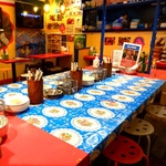 お仕事帰りの疲れも忘れる明るい店内！SNS映えはもちろん、女子会・宴会も大盛り上がり☆