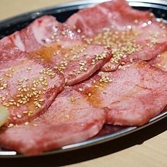 三軒茶屋焼肉ホルモン寅屋の特集写真