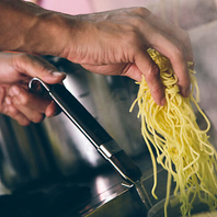 こだわりの自家製麺