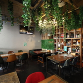 Cafe restaurant aqua アクア 西宮本店の雰囲気3