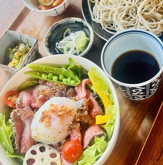葡萄牛ローストビーフ丼そばセット