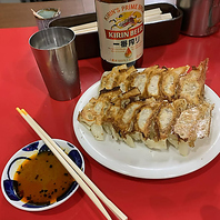 絶品餃子をはじめとした、至高の料理の数々