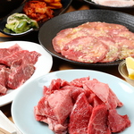 気心知れた仲間内の飲み会に◎当店の厳選メニュー全9品＋90分飲み放題5000円(税込)の圧倒的コスパ！