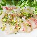 料理メニュー写真 本日の鮮魚のカルパッチョ