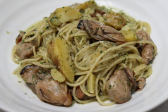 広島産カキとじゃがいもの青じそジェノベーゼ