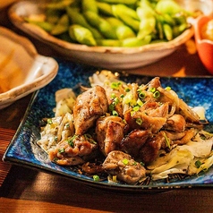 鮮度抜群な海鮮と地鶏。刺身・肉団子・串焼きなど！