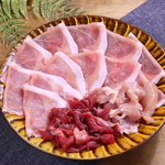 ジビエや海鮮はもちろん、豚肉やラム肉は火鍋によく合います◎