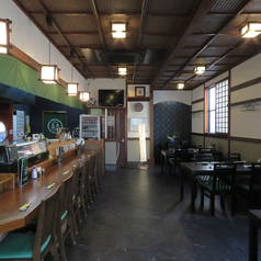 【温もり溢れる居酒屋】心地よい空間。しばし日常から解放されるひととき。グループでも快適に過ごせる。ご来店、お待ちしております。