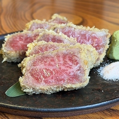 お酒のアテに合う豊富なメニューを取り揃えてあります