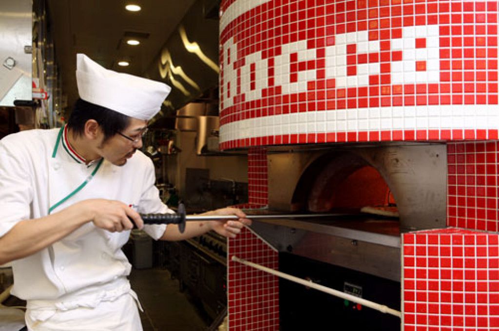 北海道の新鮮な素材を使ったイタリア料理の店。モチモチのピッツァを豊富に16種類をお手頃価格で☆